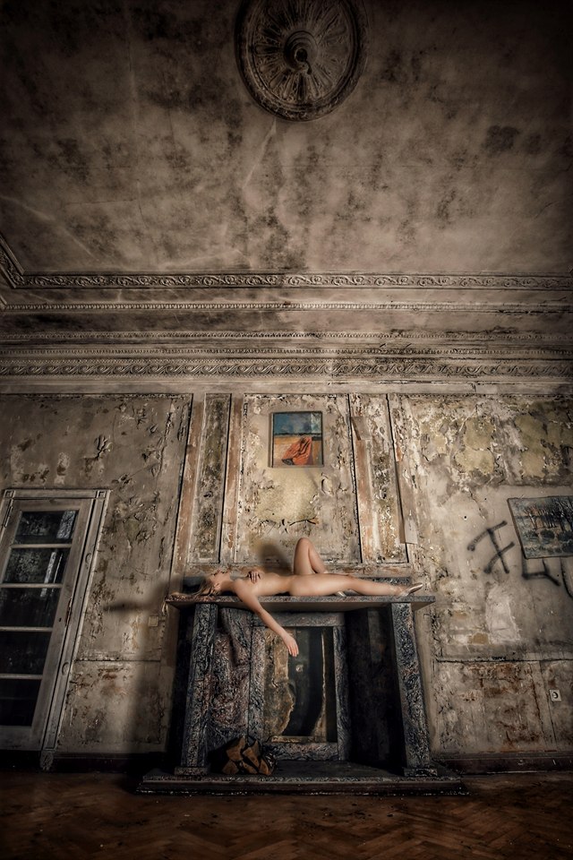 PetraH-Decay-3