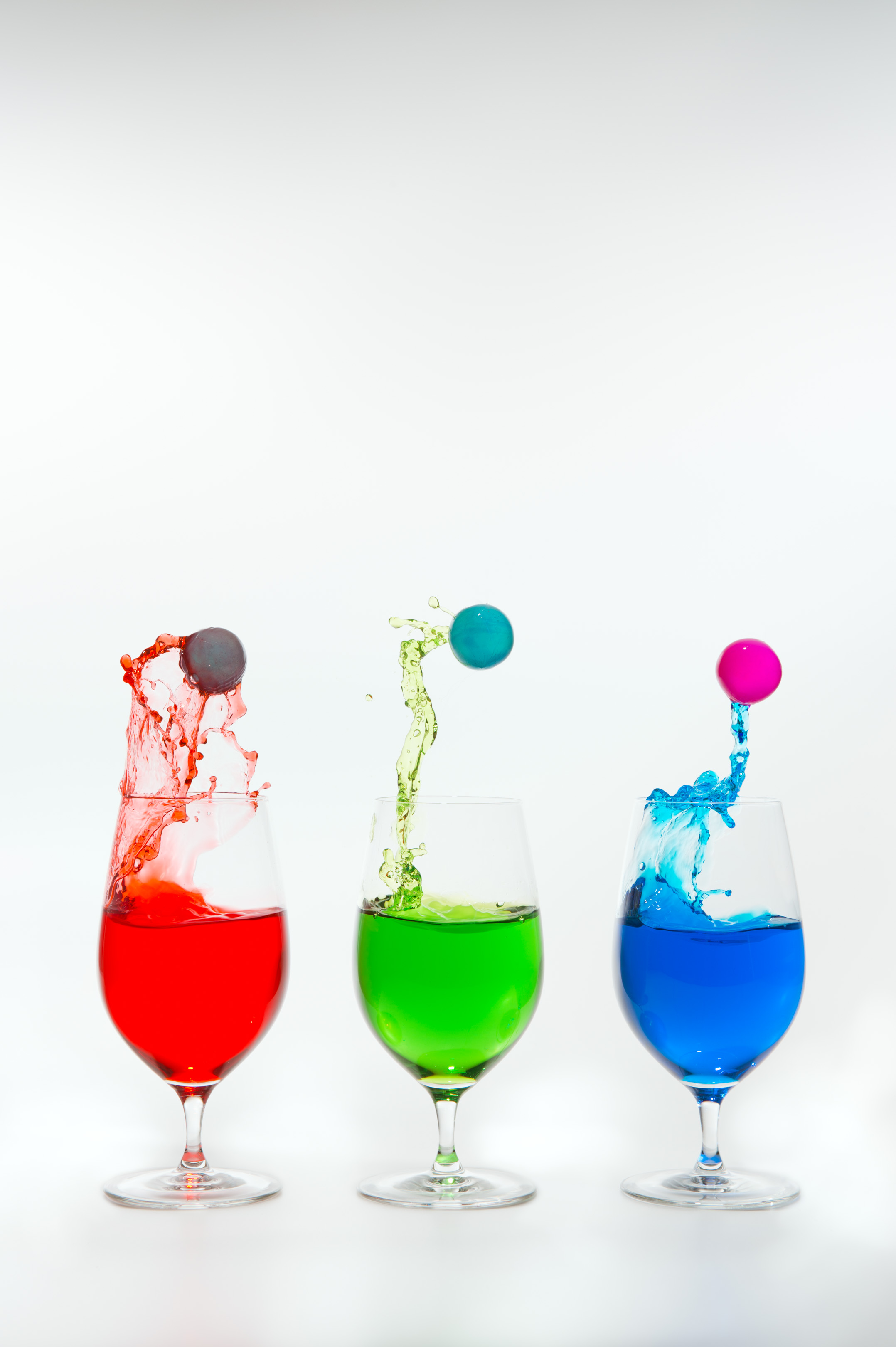Dancing Balls