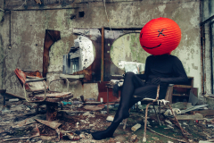 PetraH-Decay-8